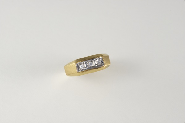 Rent-To-Own This New Generations 10k .12cttw Gents Ring At National